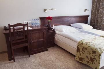 Фото номера Семейный номер Отель Orient Palace г. Беляны-Вроцлавске 4