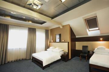 Фото номера Трехместный номер Отель Hotel Inter г. Беляны-Вроцлавске 5